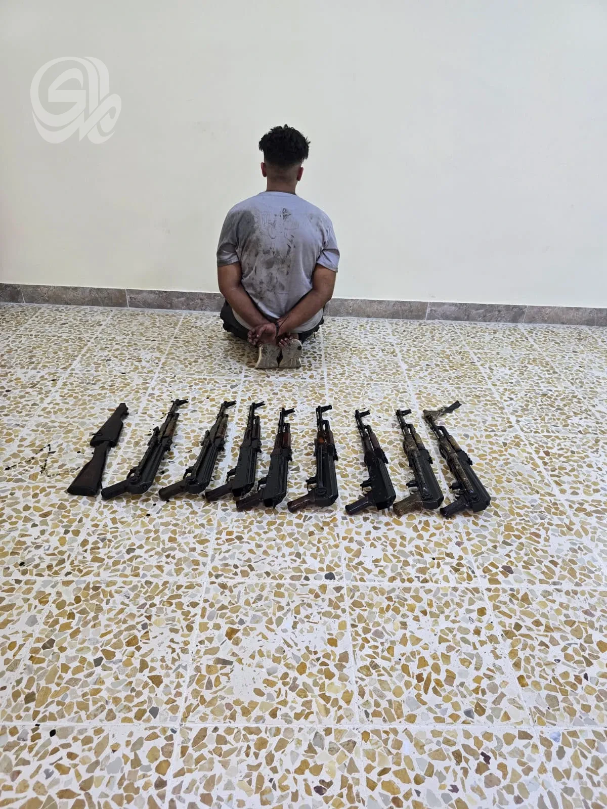 "القائم" يوقف شحنة أسلحة قادمة من سوريا